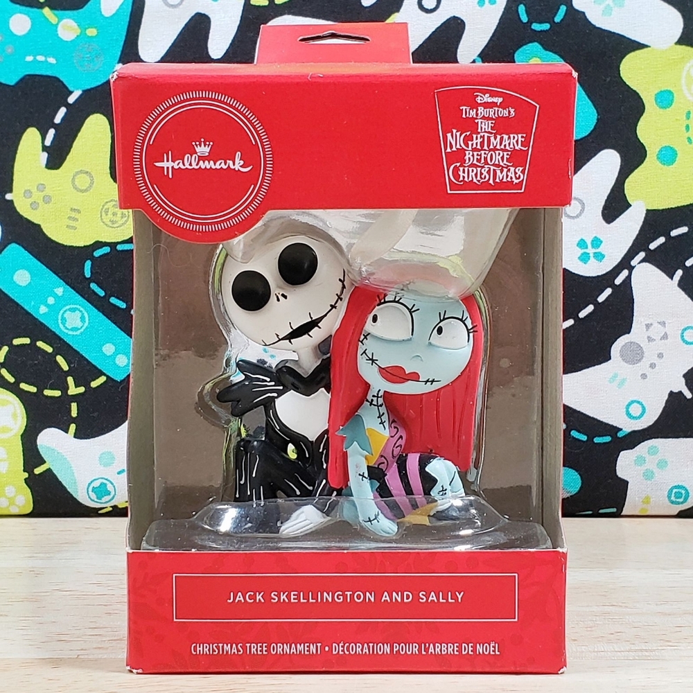 Nightmare Before Christmas Hallmark Ornament Sally and Jack Sitting Back to Back
